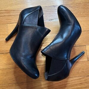 Shutz Luxury Designer Black Leather Ankle Boots Booties